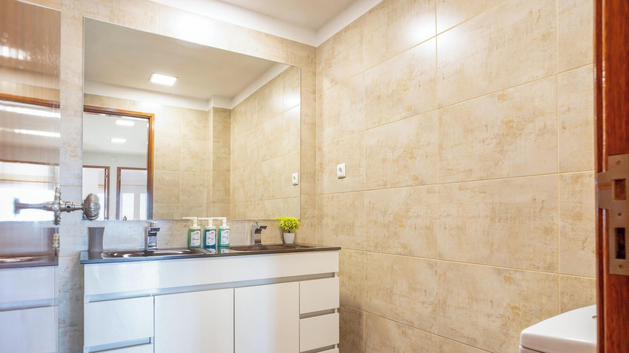 Photo of Bathroom in Alporchinhos