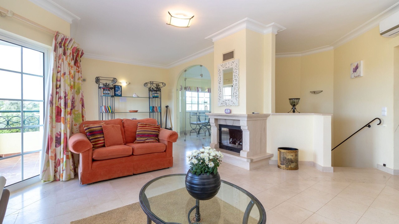 Photo of Livingroom in Estombar