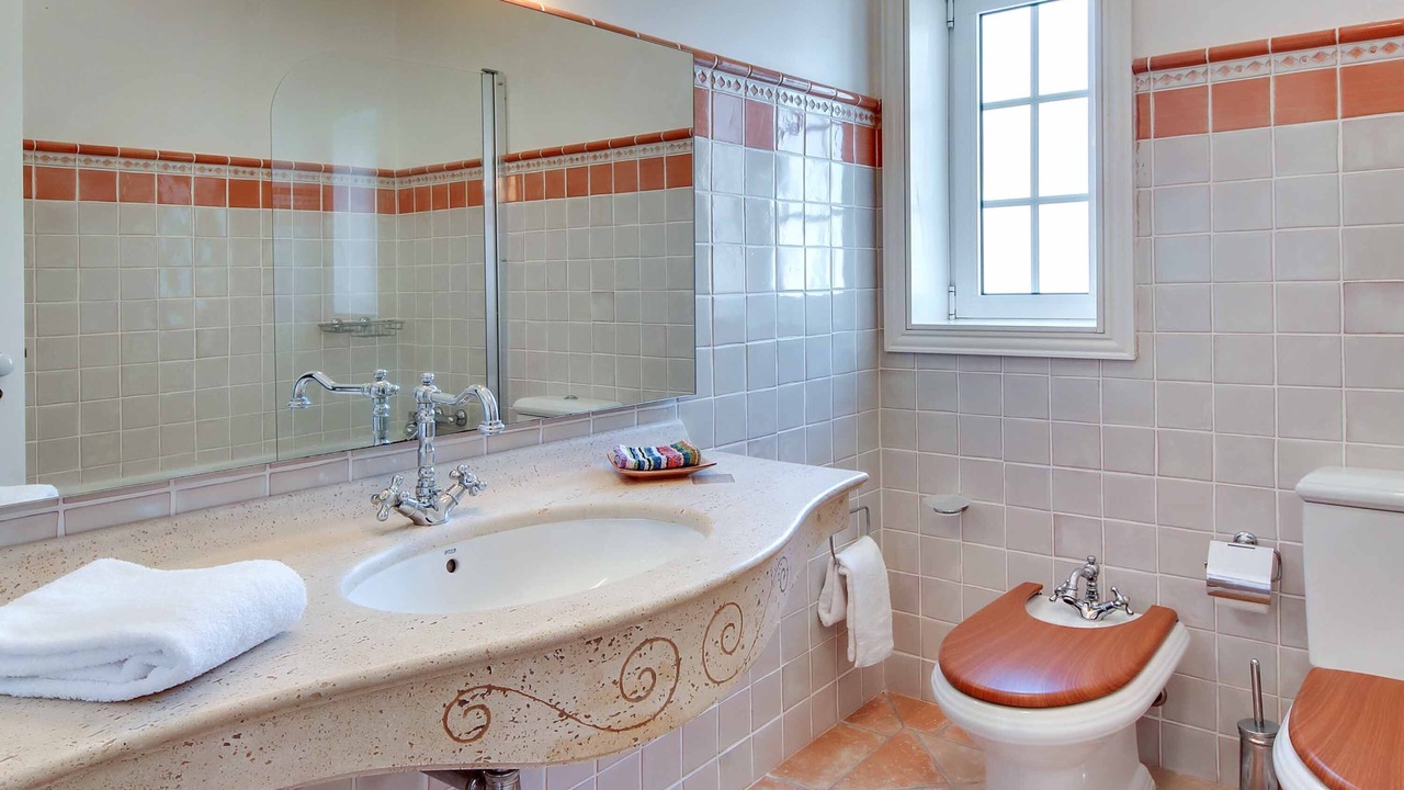 Photo of Bathroom in Gale