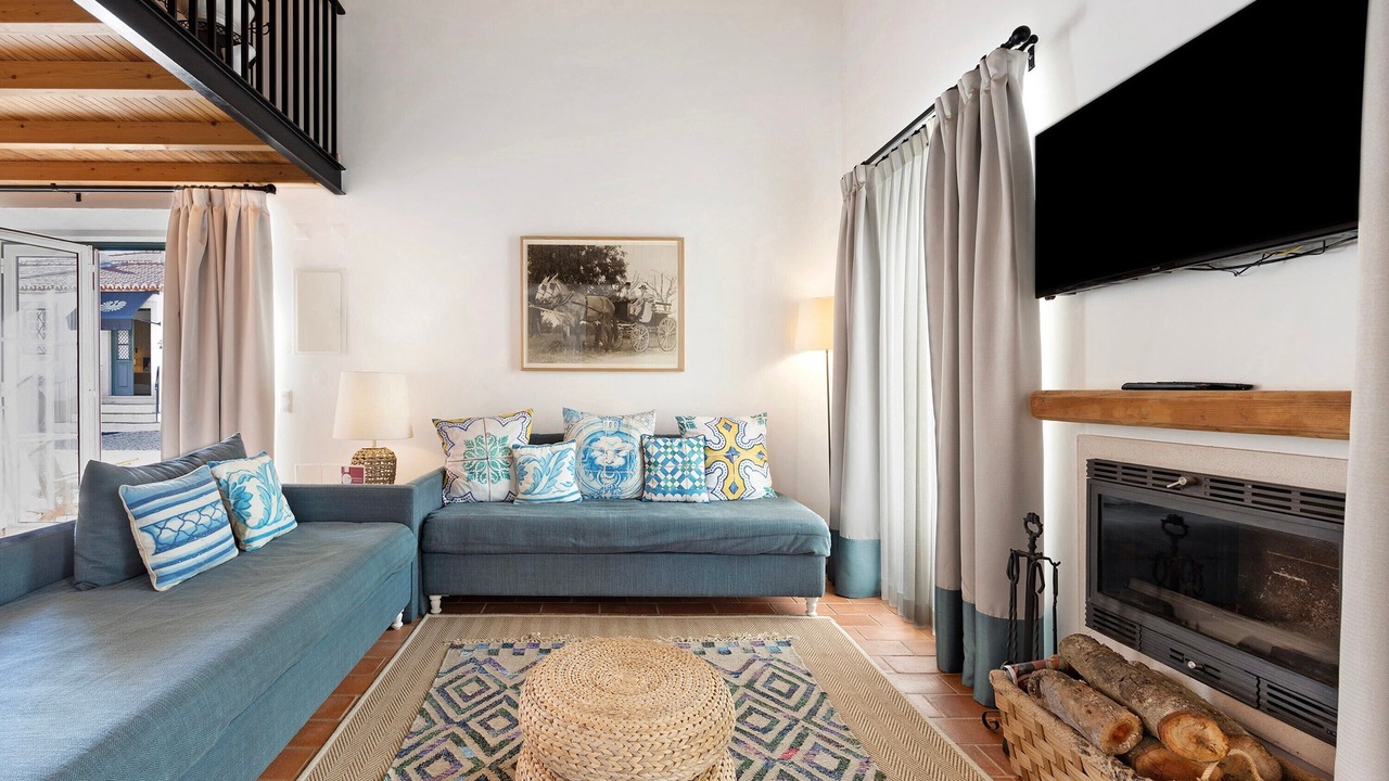 Photo of Livingroom in Donalda