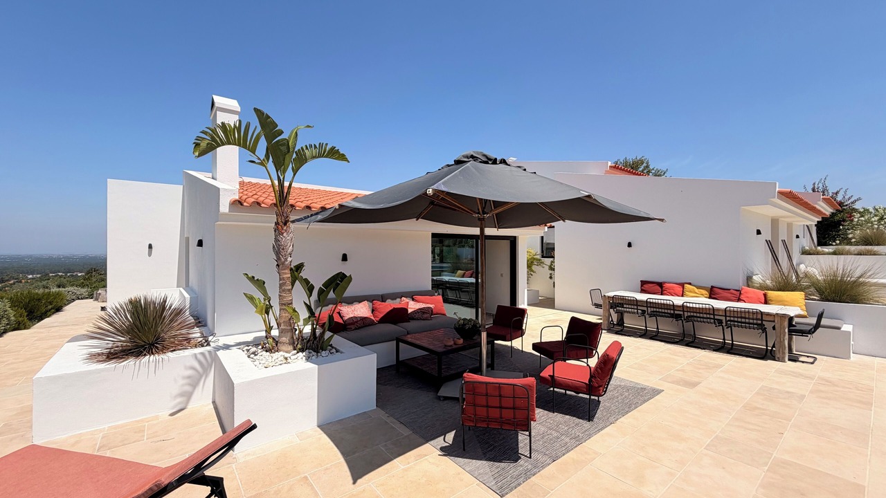 Photo of Patio Balcony in Sao Lourenco