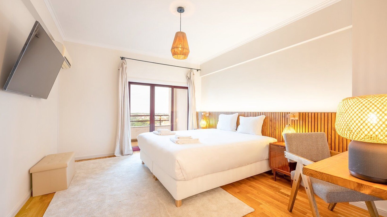 Photo of Bedroom in Charneca de Caparica e Sobreda