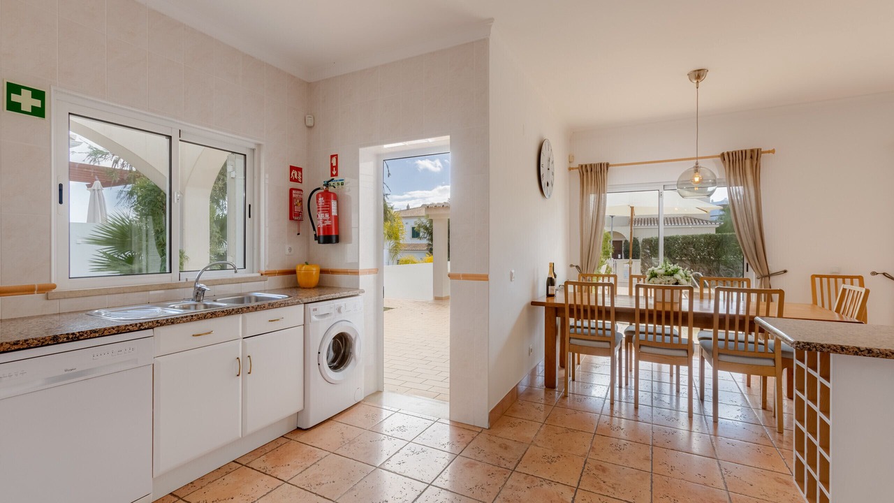 Photo of Kitchen in Albardeira