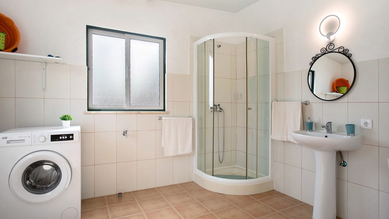 Photo of Bathroom in Caldas da Rainha