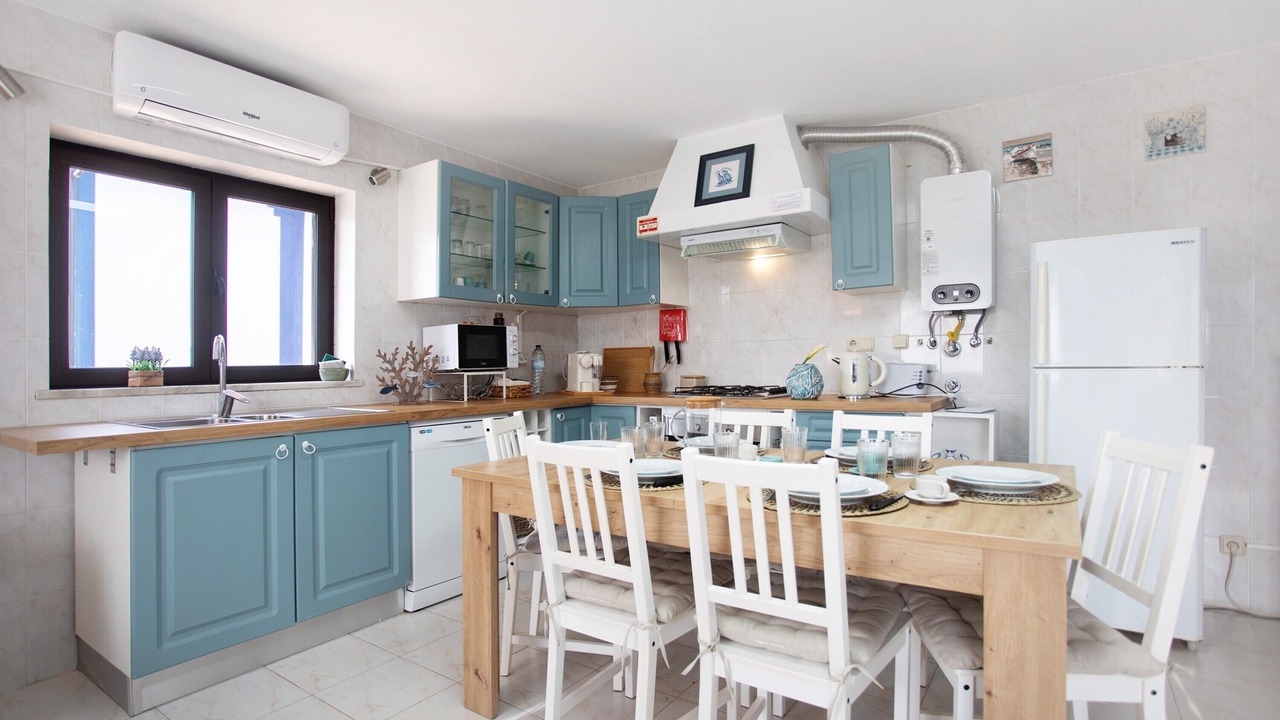 Photo of Kitchen in Caldas da Rainha