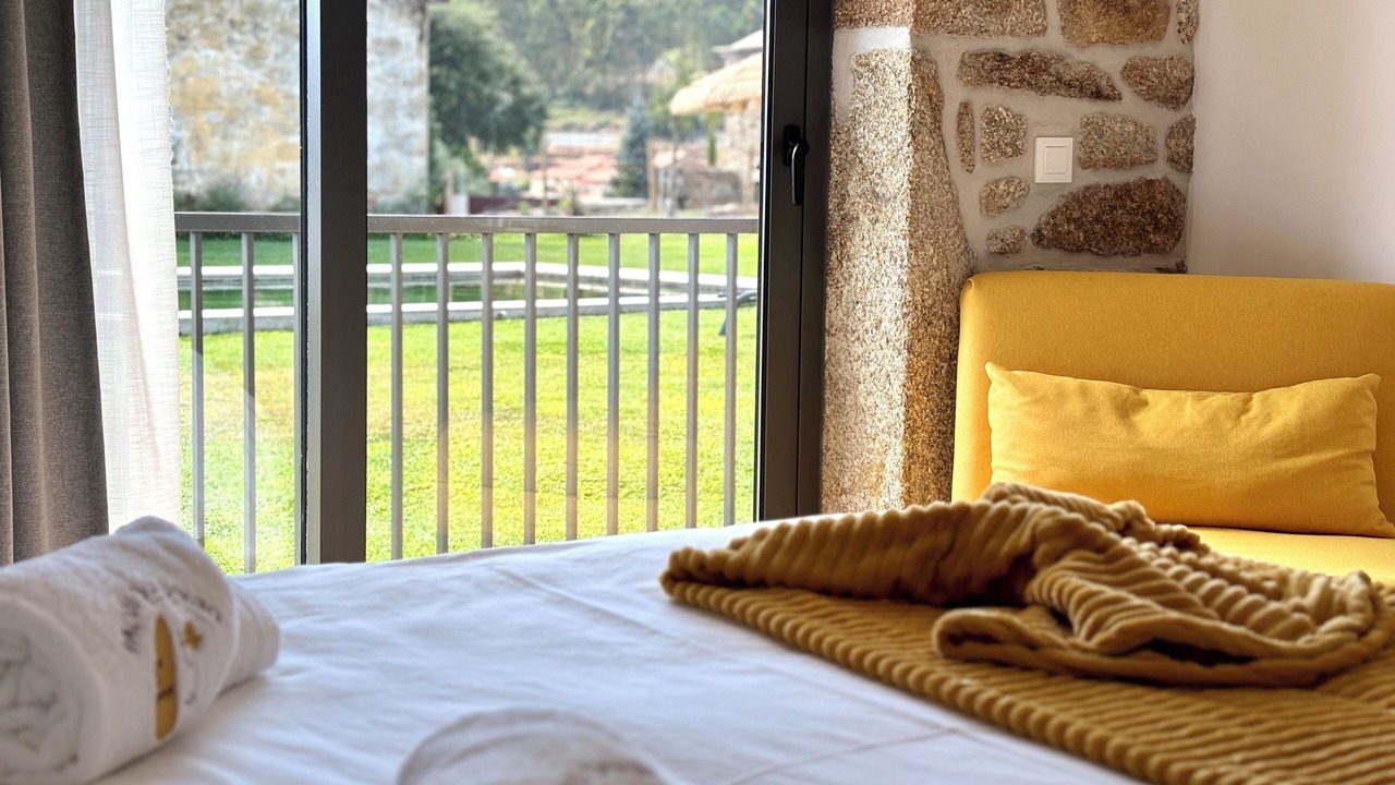 Photo of Bedroom in Santa Maria da Feira