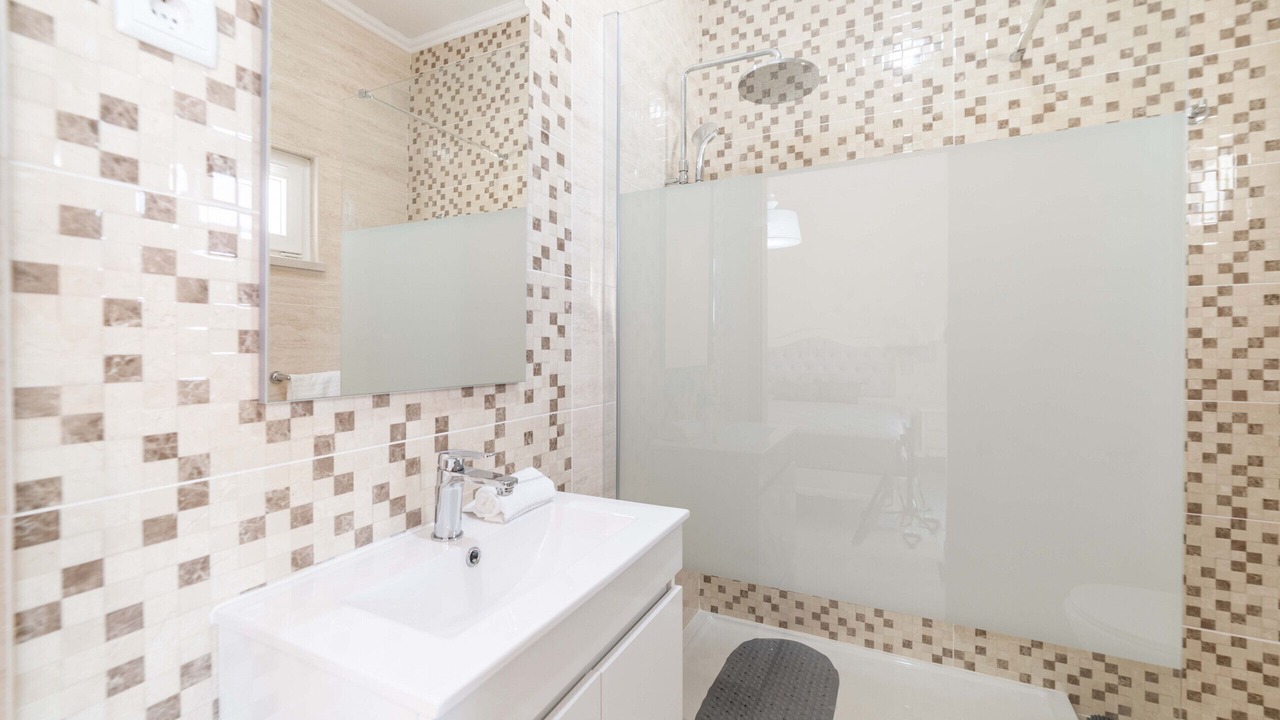 Photo of Bathroom in Ferreira do Alentejo