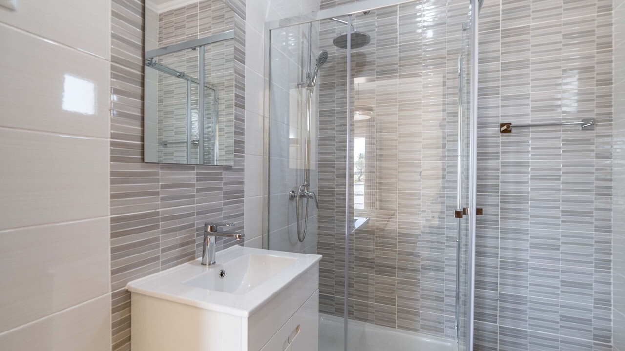 Photo of Bathroom in Ferreira do Alentejo