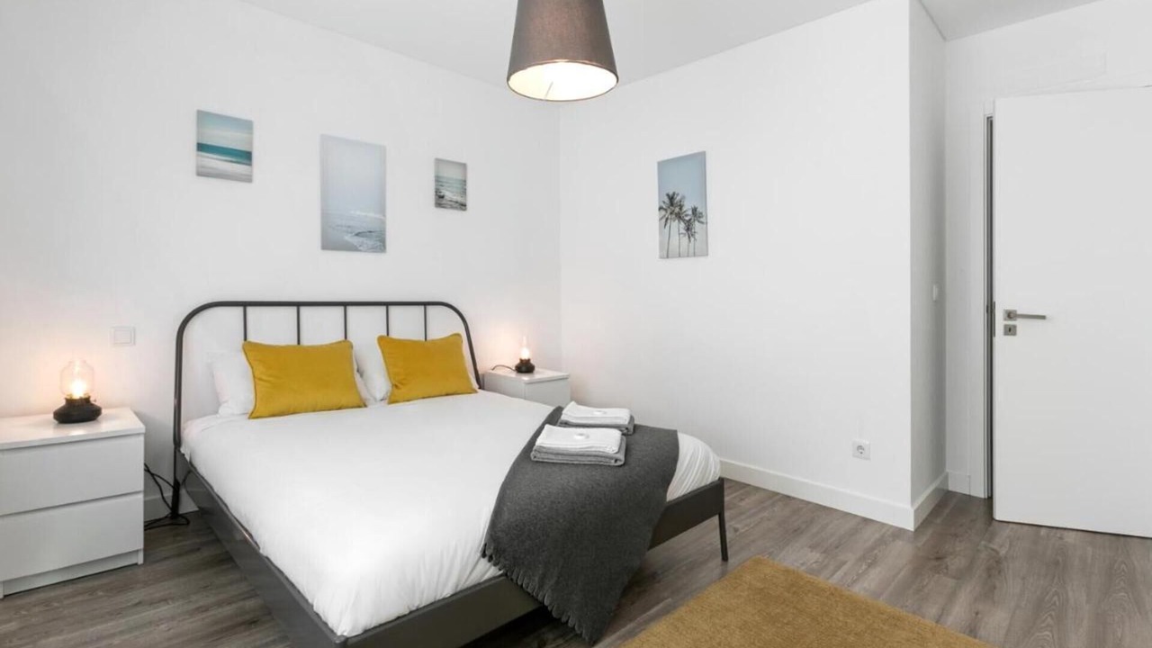 Photo of Bedroom in Peniche