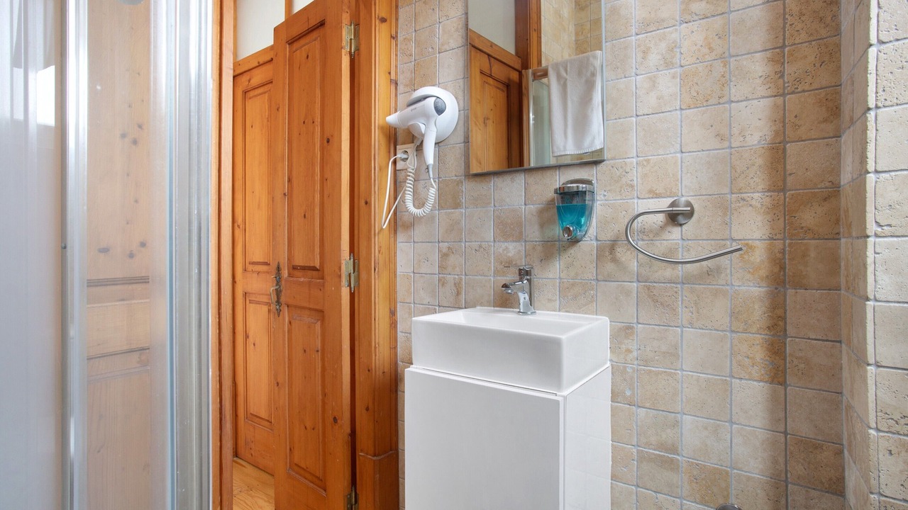 Photo of Bathroom in Nazare