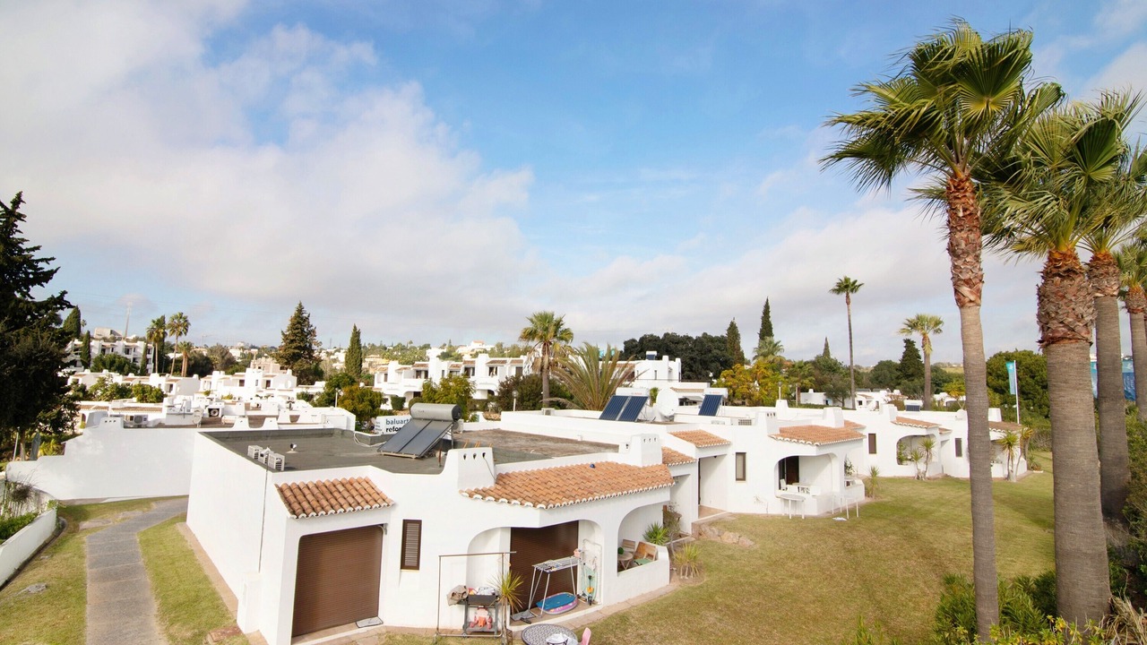 Photo of Patio Balcony in Alpouvar
