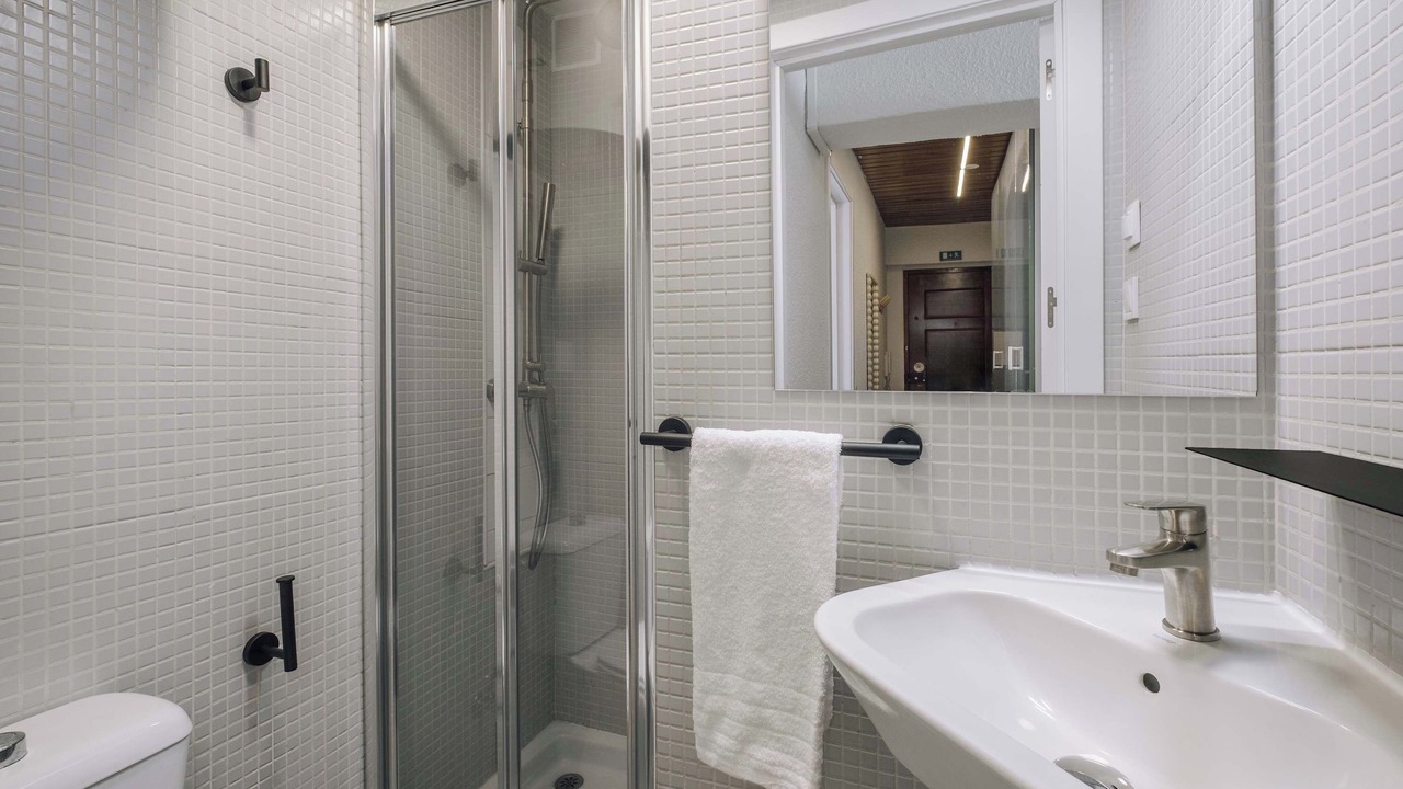 Photo of Bathroom in Cascais