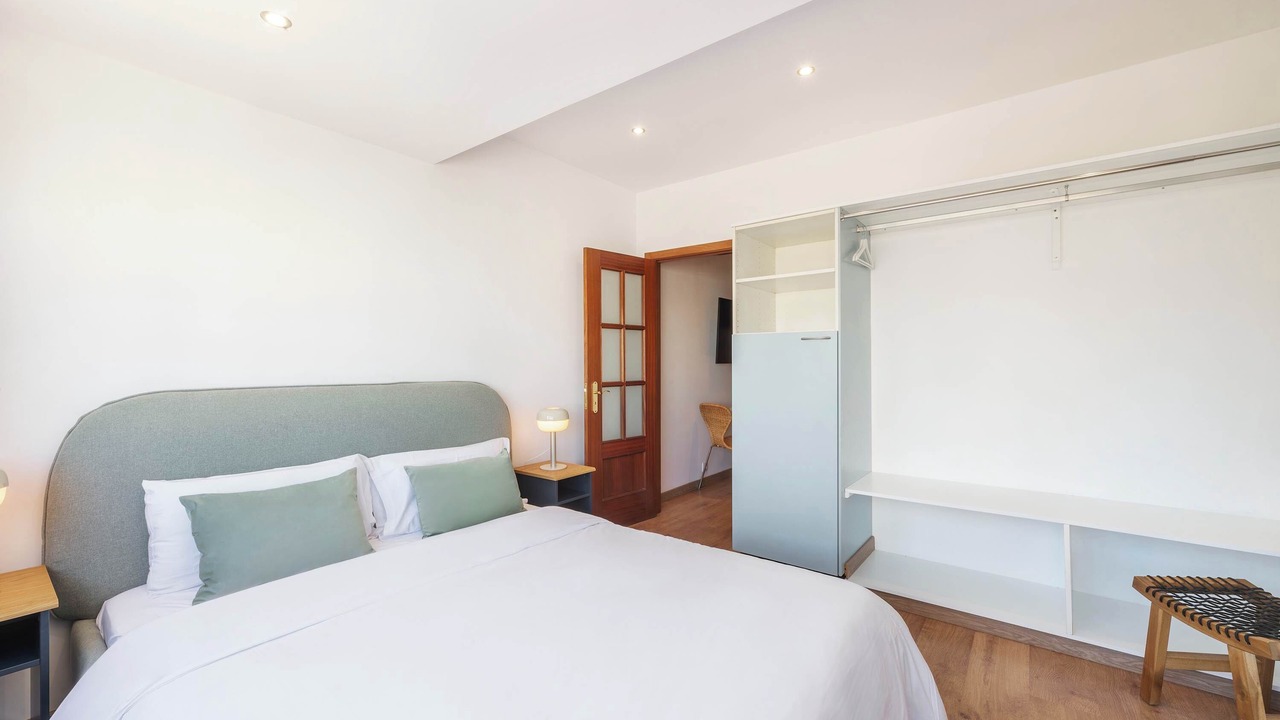 Photo of Bedroom in Cascais