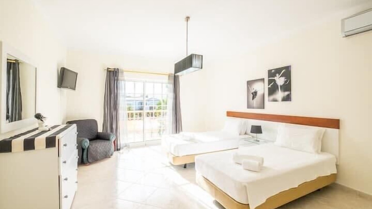 Photo of Bedroom in Estombar
