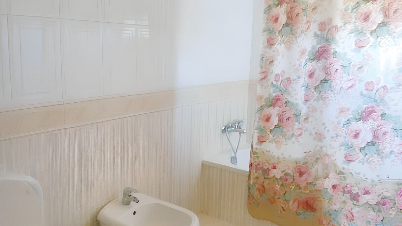 Photo of Bathroom in Ourem