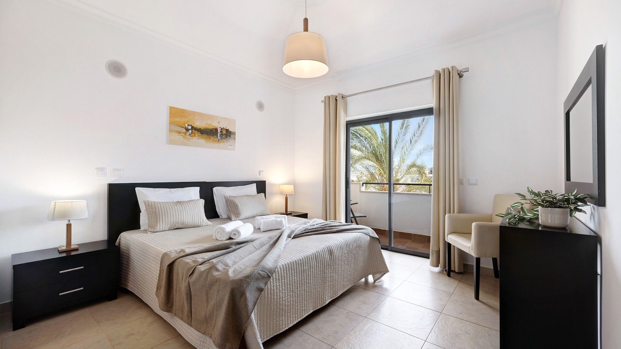 Photo of Bedroom in Porto de Mos