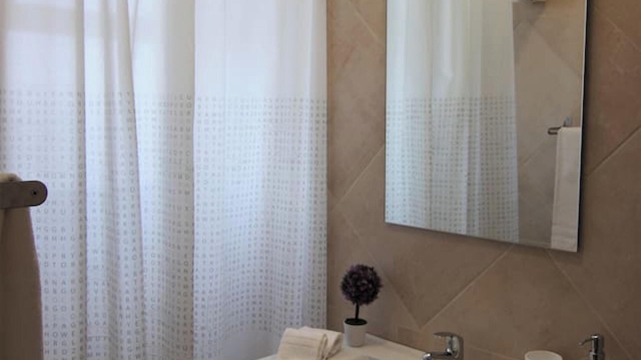 Photo of Bathroom in Estrela da Calheta