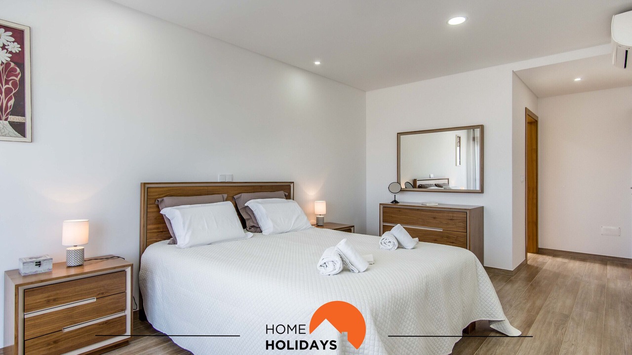 Photo of Bedroom in Monte Raposo