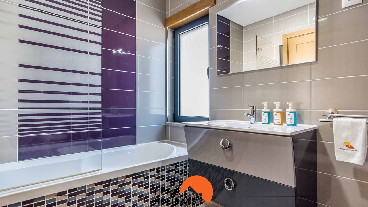 Photo of Bathroom in Monte Raposo