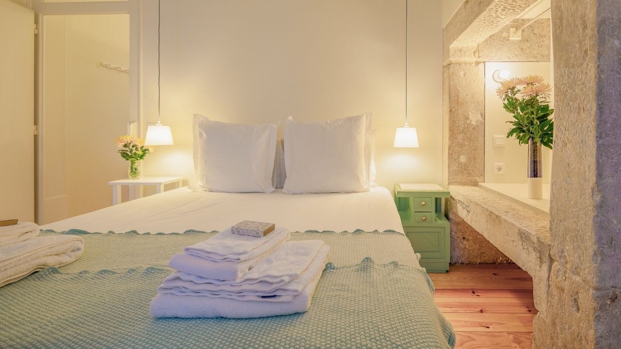 Photo of Bedroom in Baixa