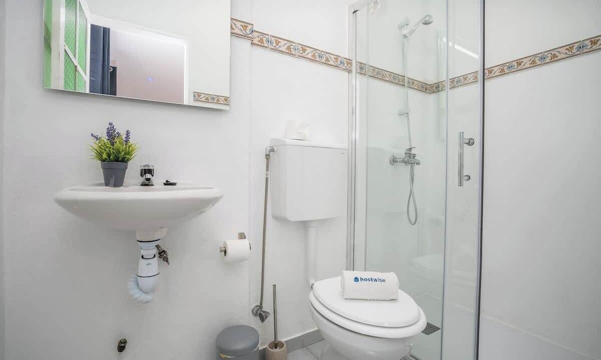 Photo of Bathroom in Lagoa e Carvoeiro