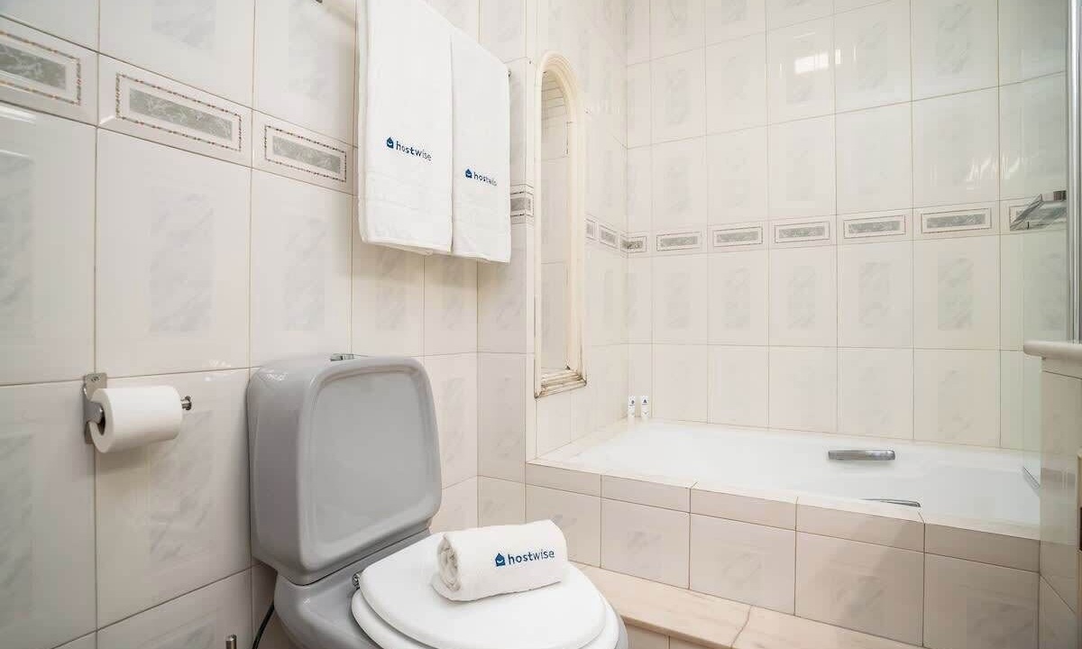 Photo of Bathroom in Lagoa e Carvoeiro