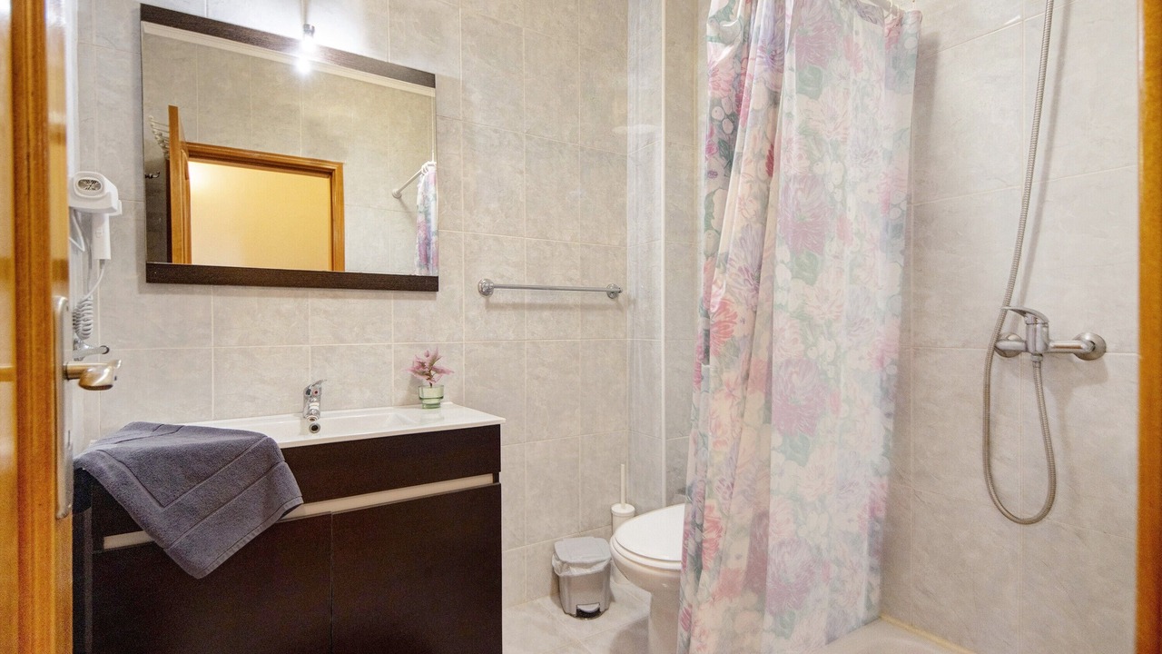 Photo of Bathroom in Rates
