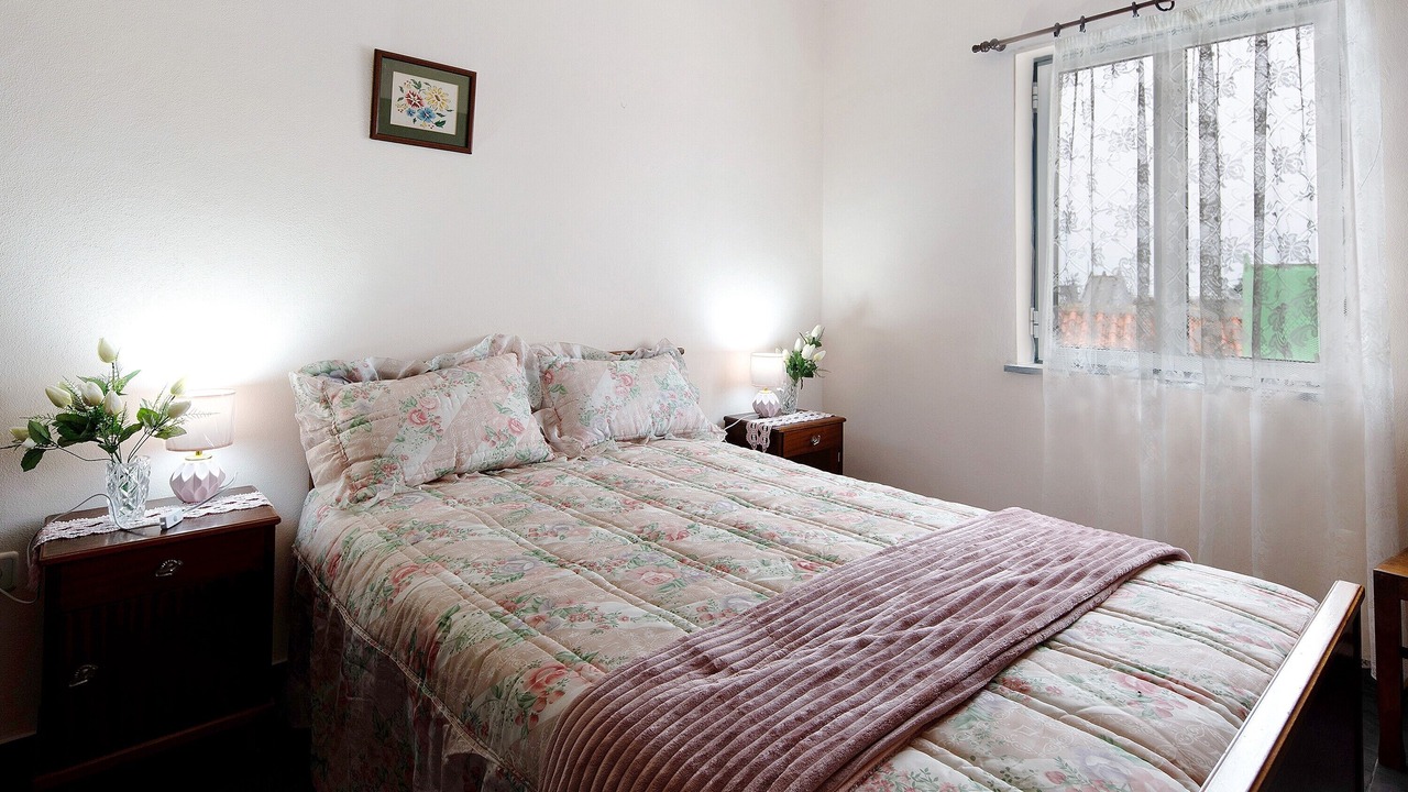Photo of Bedroom in Angra do Heroismo