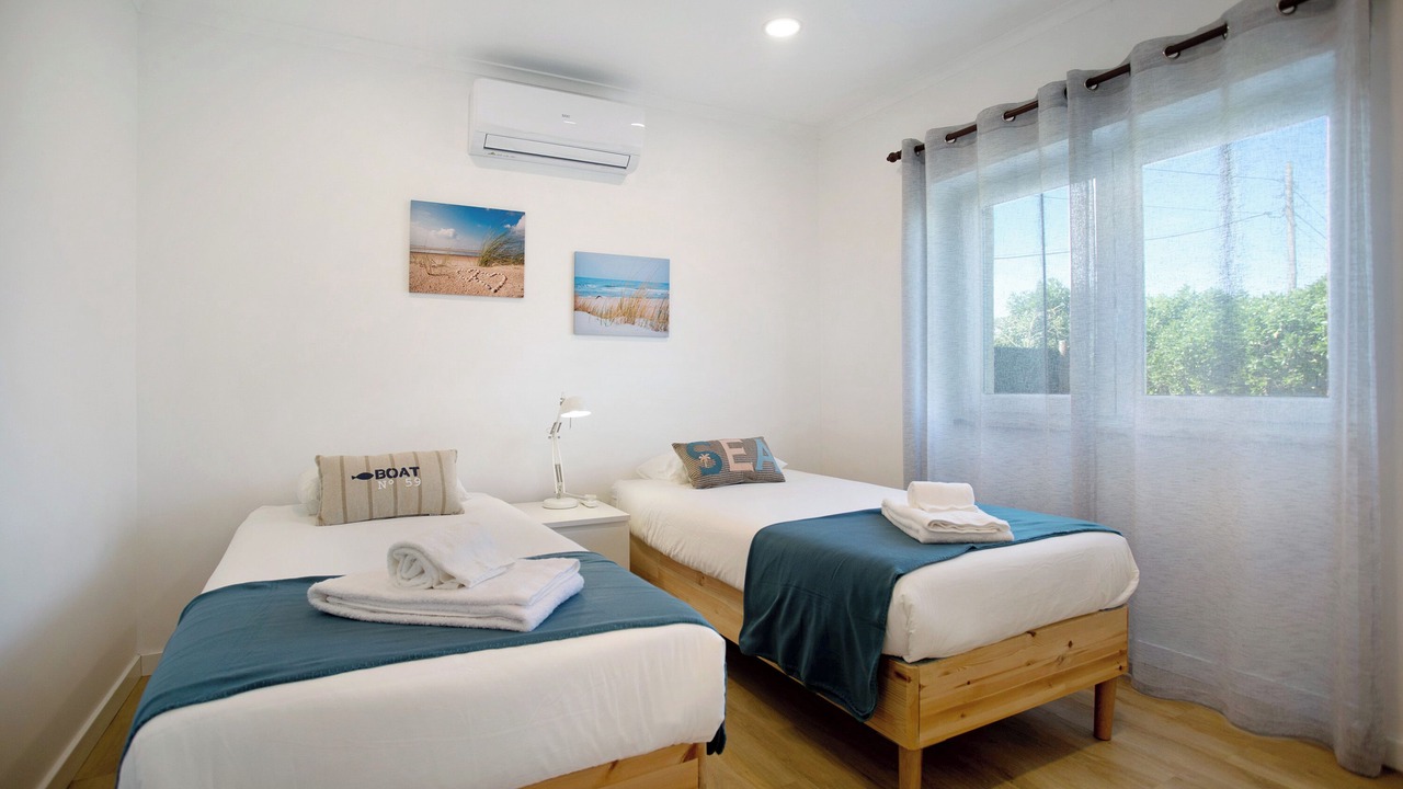 Photo of Bedroom in Baleal