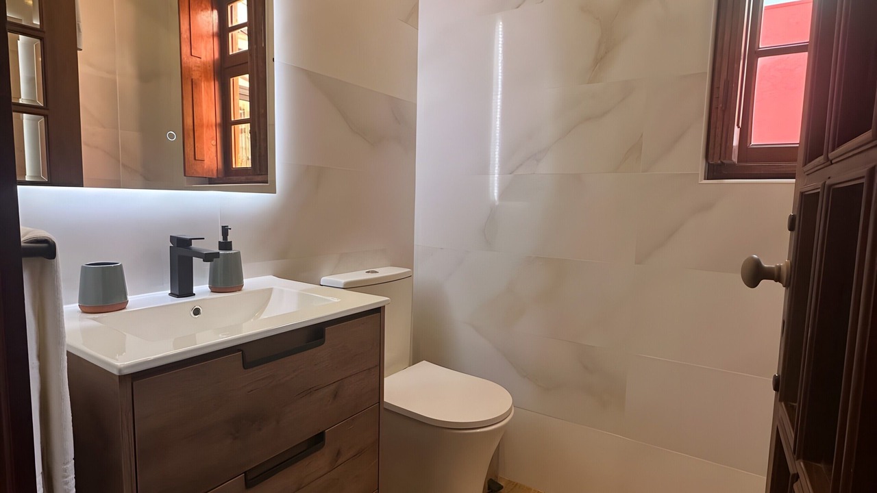 Photo of Bathroom in Lordelo do Ouro e Massarelos