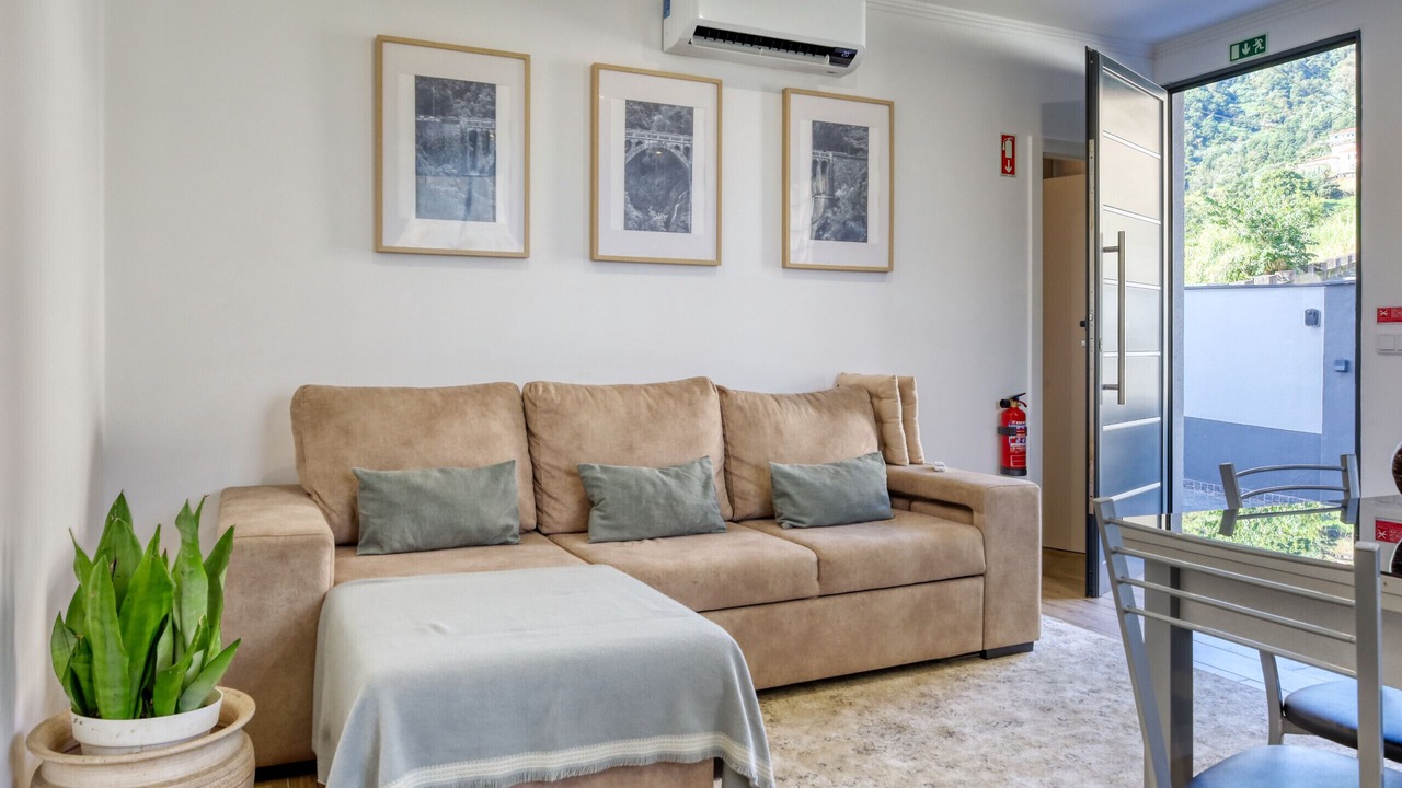Photo of Livingroom in Faial