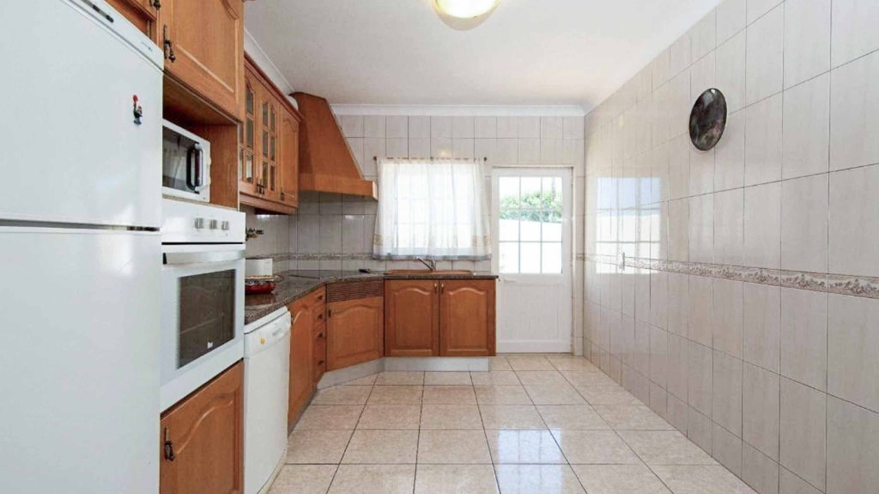 Photo of Kitchen in Caramujeira