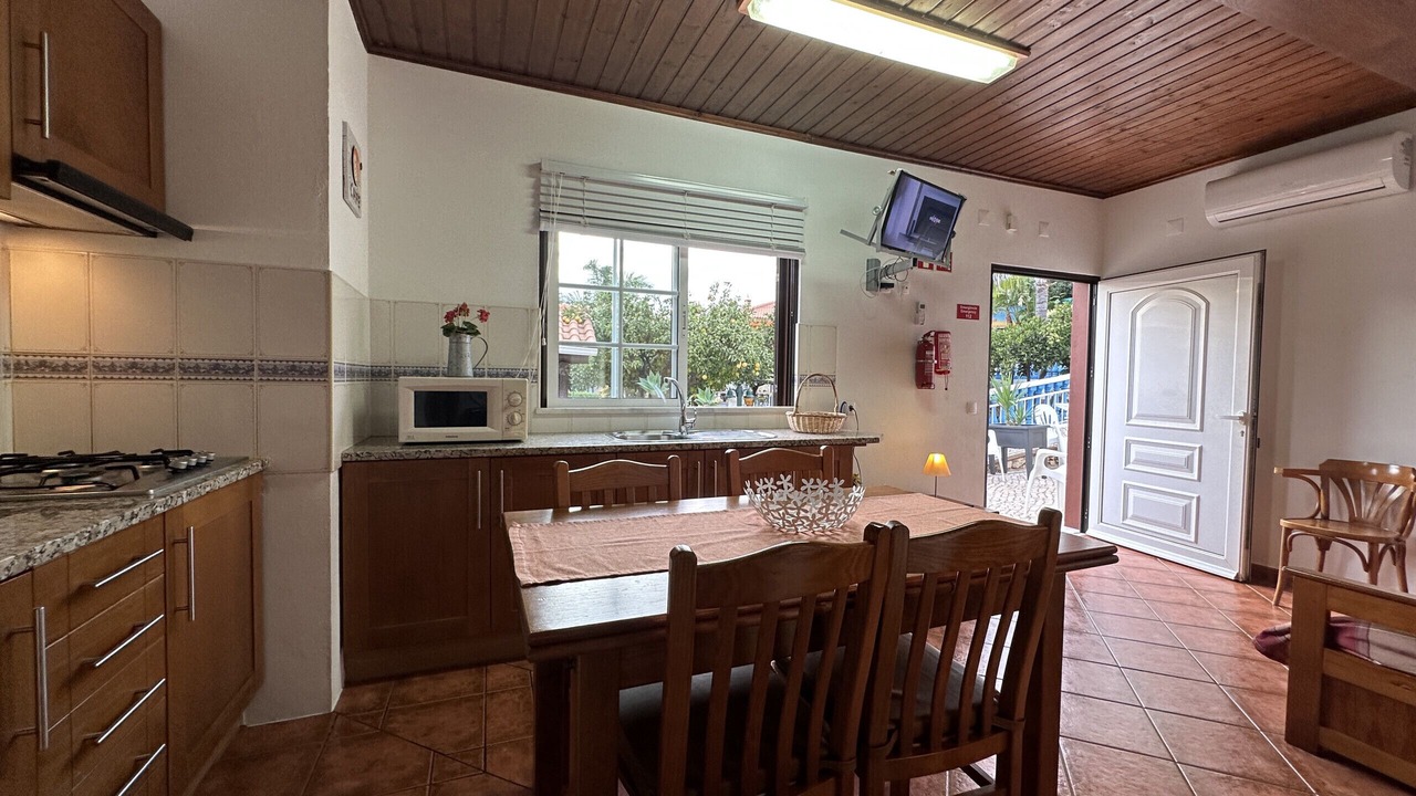Photo of Kitchen in Monte Raposo
