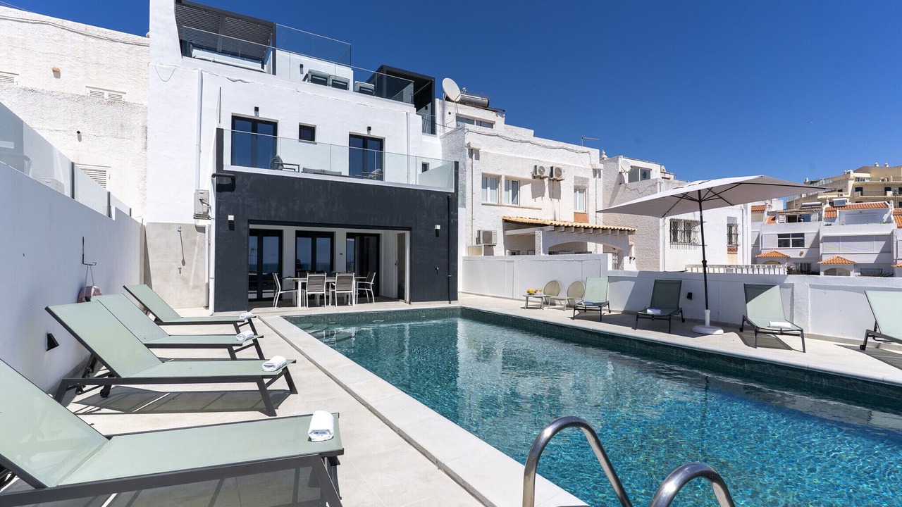 Photo of Outdoor in Calicos