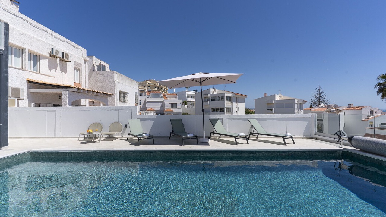 Photo of Outdoor in Calicos
