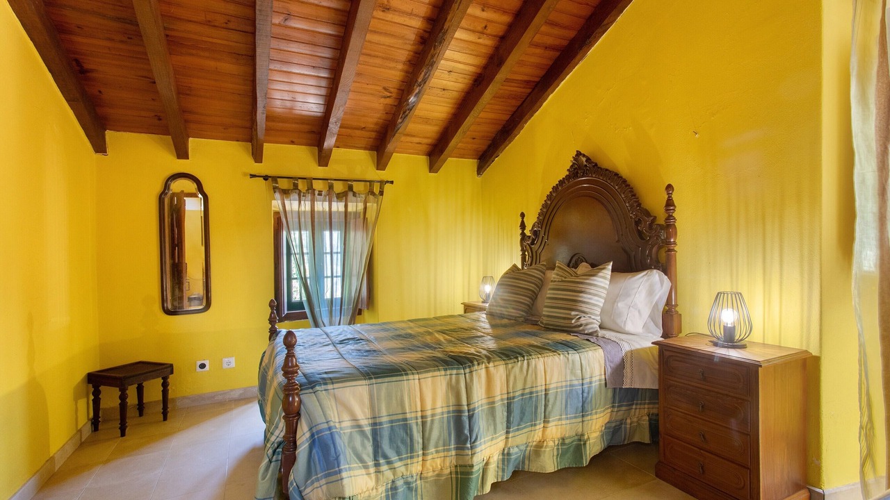 Photo of Bedroom in Alenquer