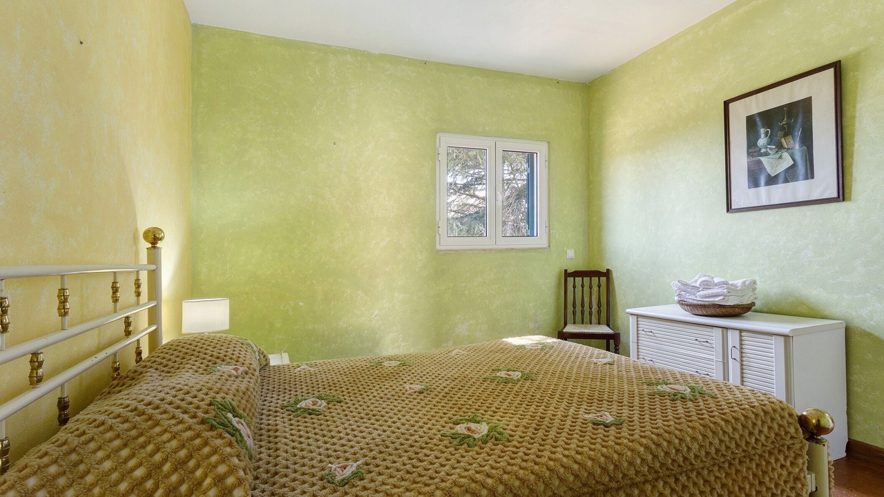 Photo of Bedroom in Alenquer