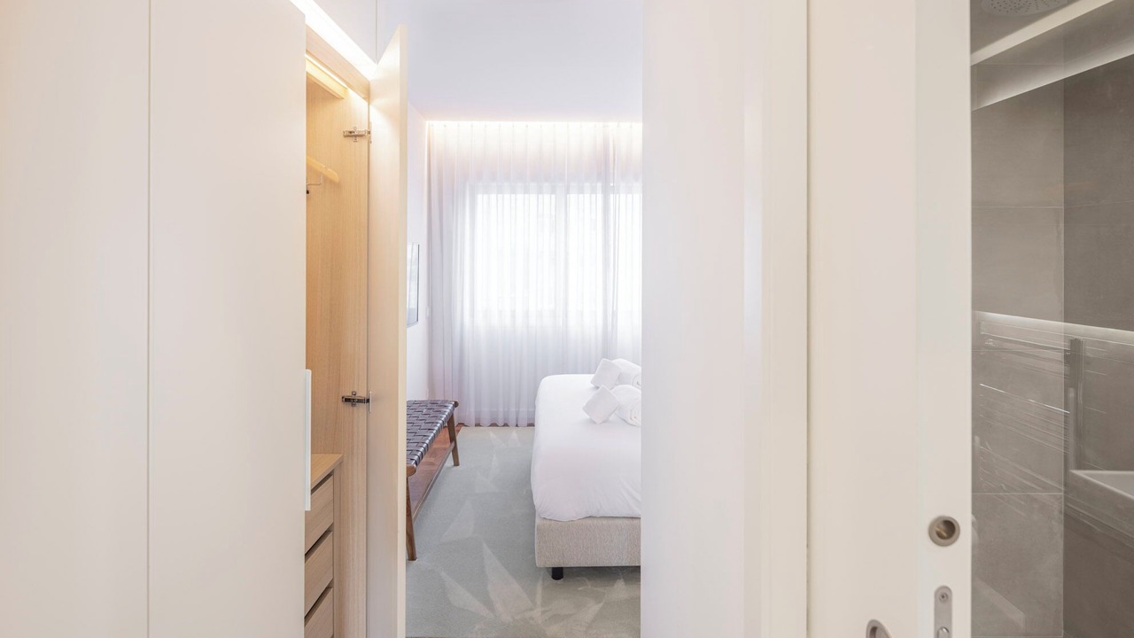 Photo of Bedroom in Lisbon Old Town
