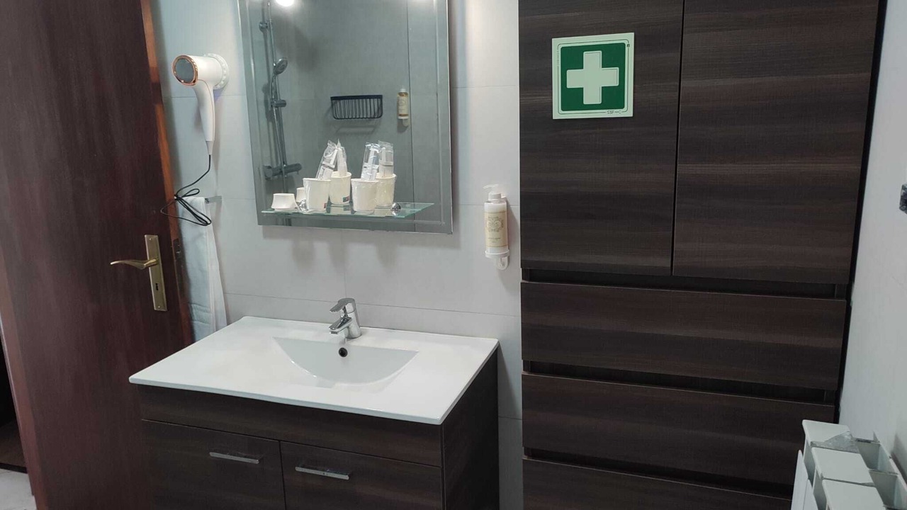 Photo of Bathroom in Ourem