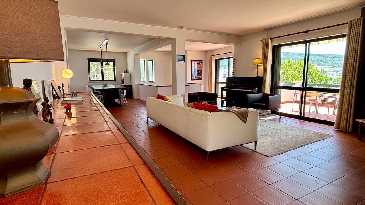 Photo of Livingroom in Sesimbra