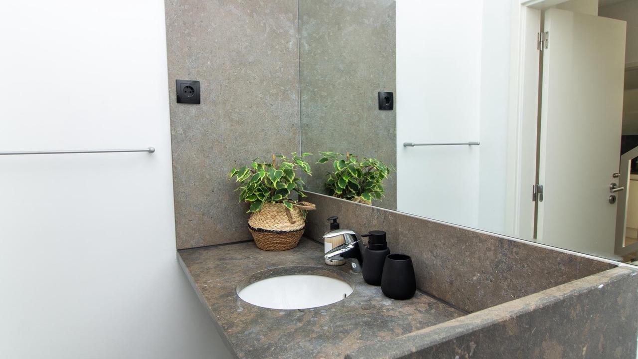 Photo of Bathroom in Patroves