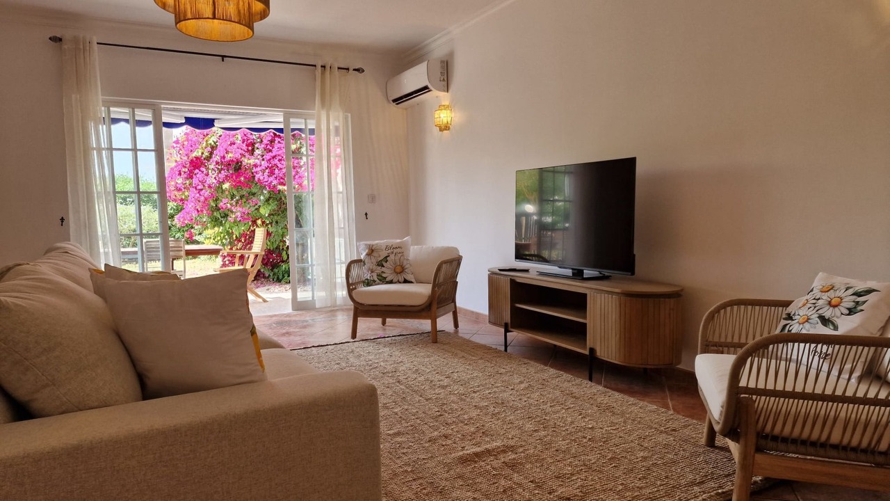 Photo of Livingroom in Urbanizacao dos Calicos