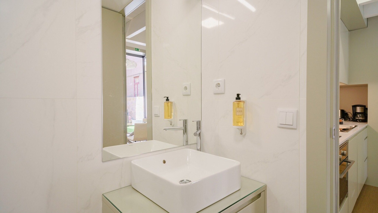 Photo of Bathroom in Leixões