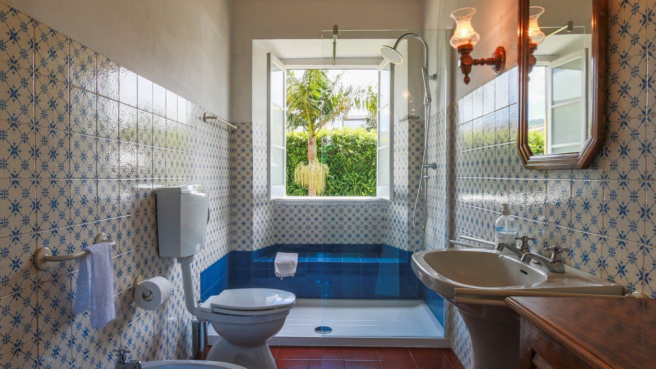 Photo of Bathroom in Furnas