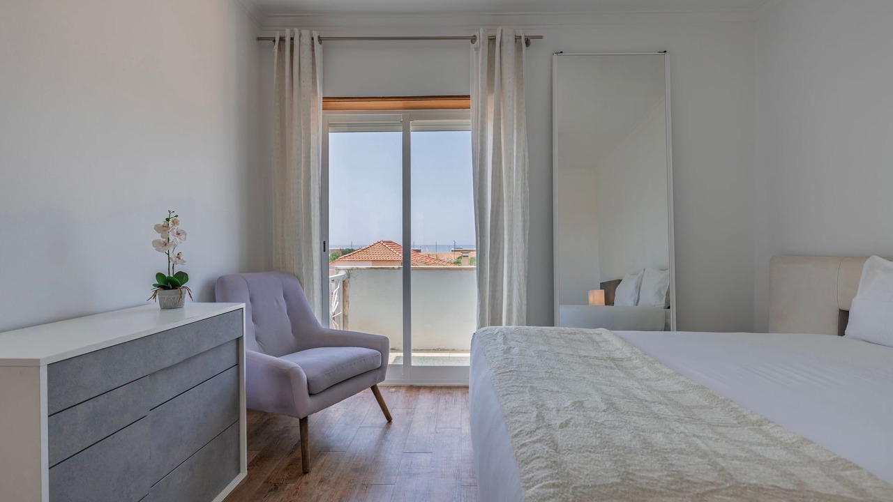 Photo of Bedroom in Costa de Caparica