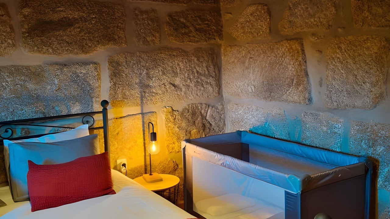 Photo of Bedroom in Oliveira do Hospital
