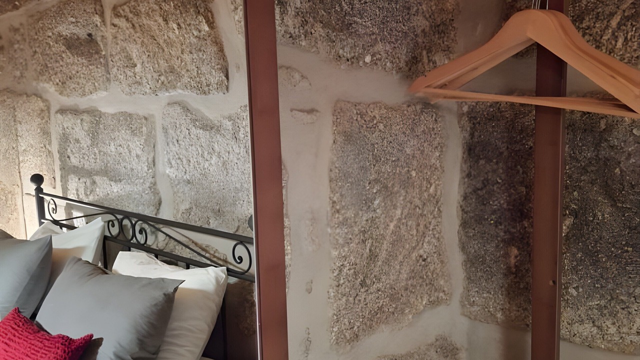 Photo of Bedroom in Oliveira do Hospital