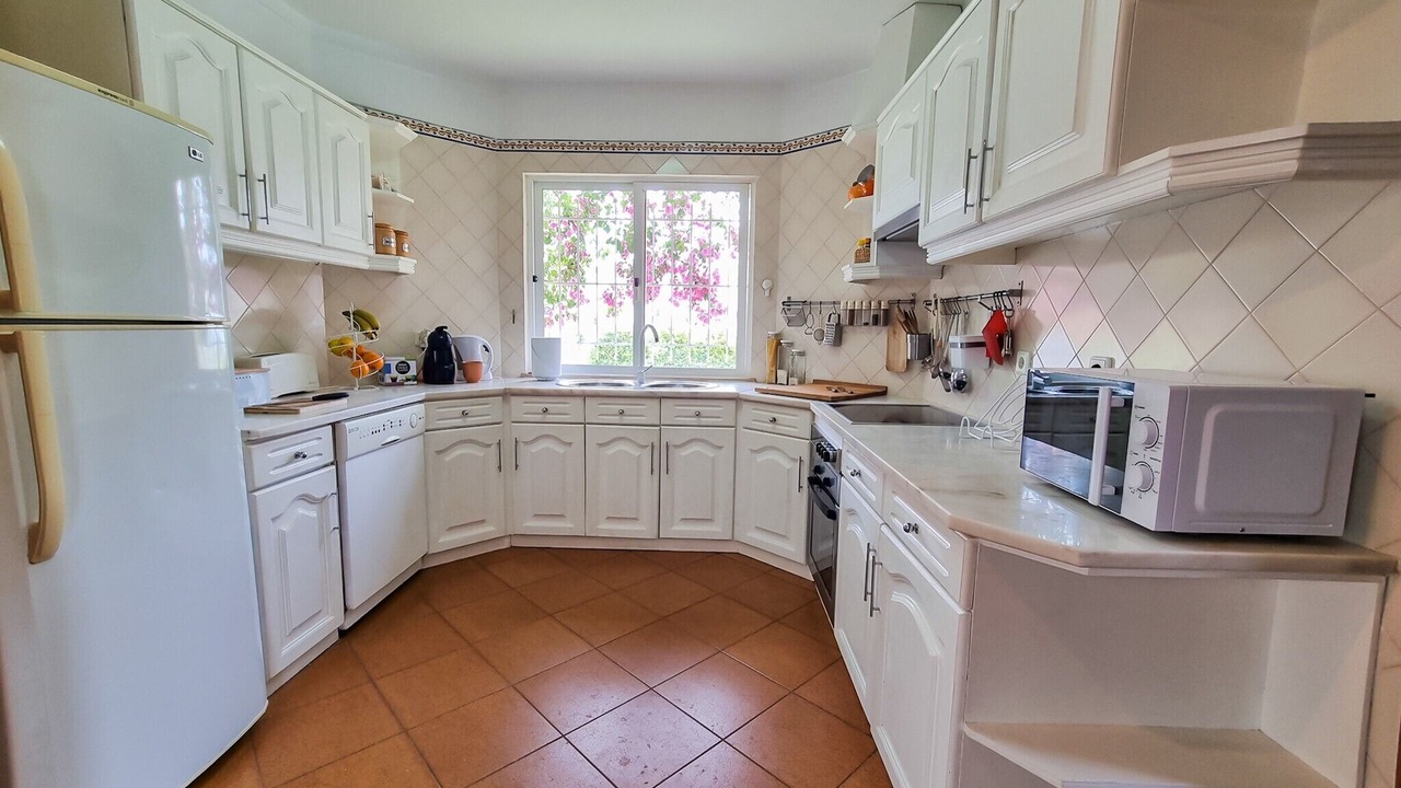 Photo of Kitchen in Quarteira