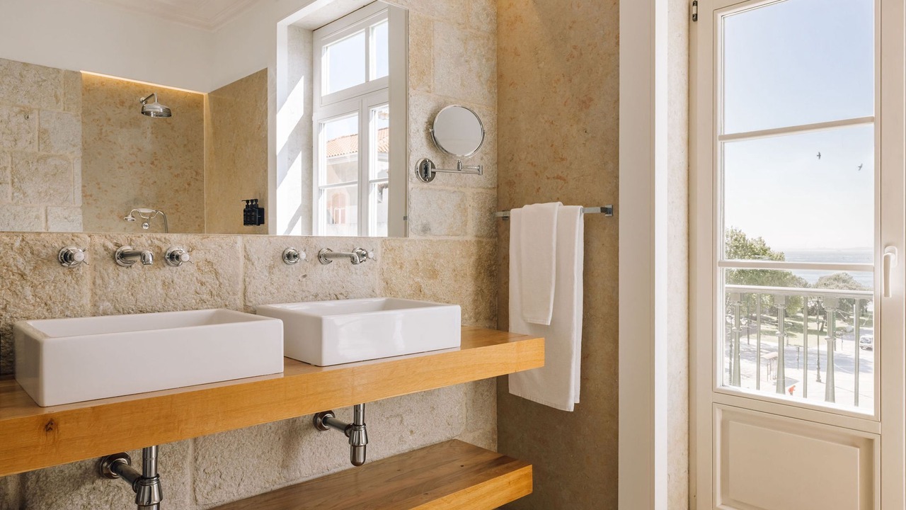 Photo of Bathroom in Chiado