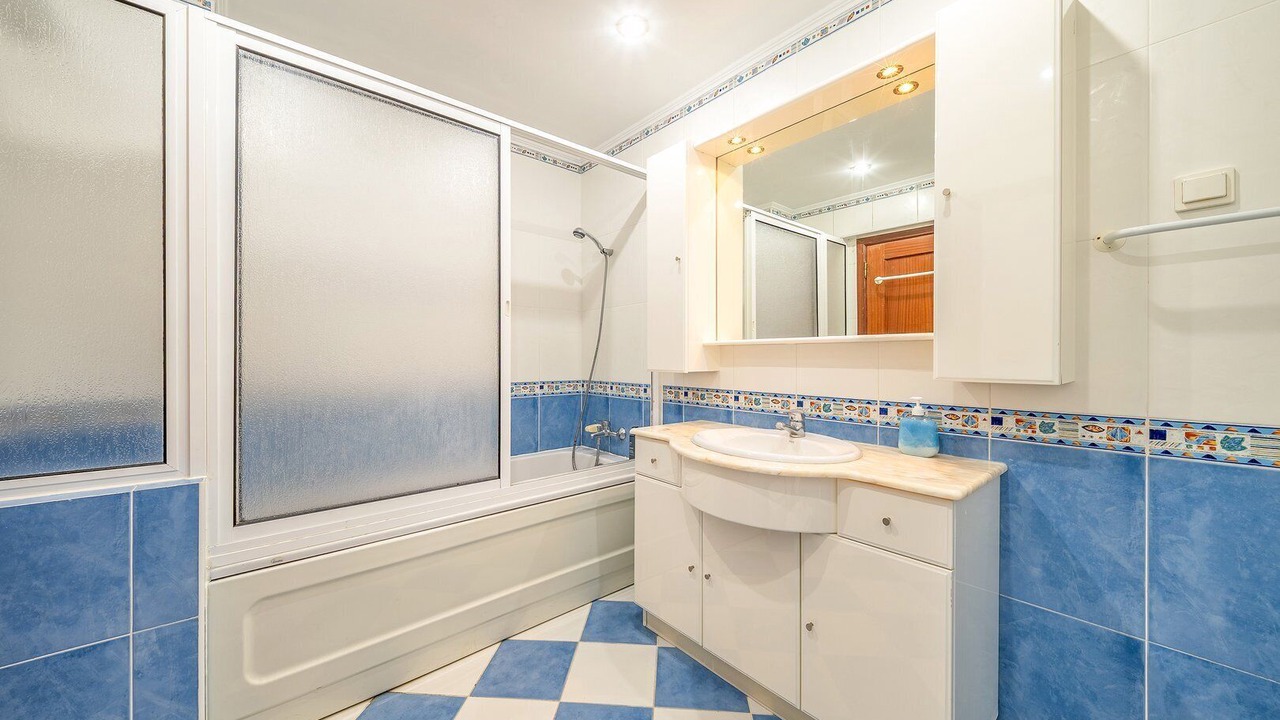 Photo of Bathroom in Alcochete